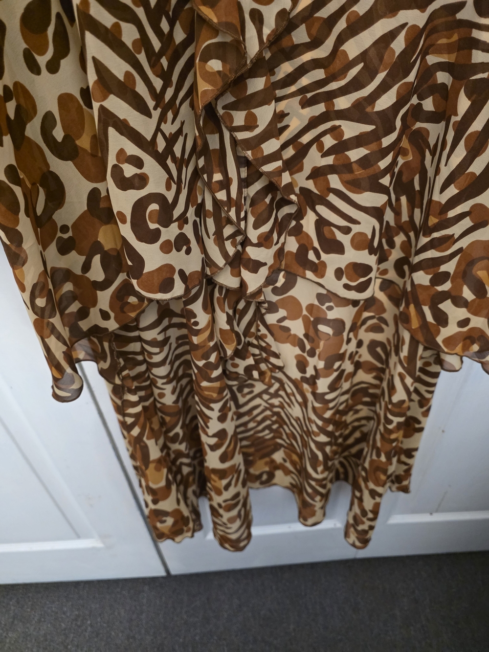 Brown Animal Print Tiered Hi Low Asymetrical Top - Picture 3 of 3